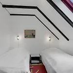 2 Bedroom Lovely In Apartment Tranekaer