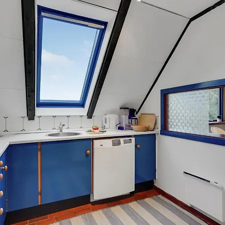 Leilighet 2 Bedroom Lovely In